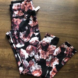 COPY - Victoria’s Secret SPORT KnockOut tight Size M